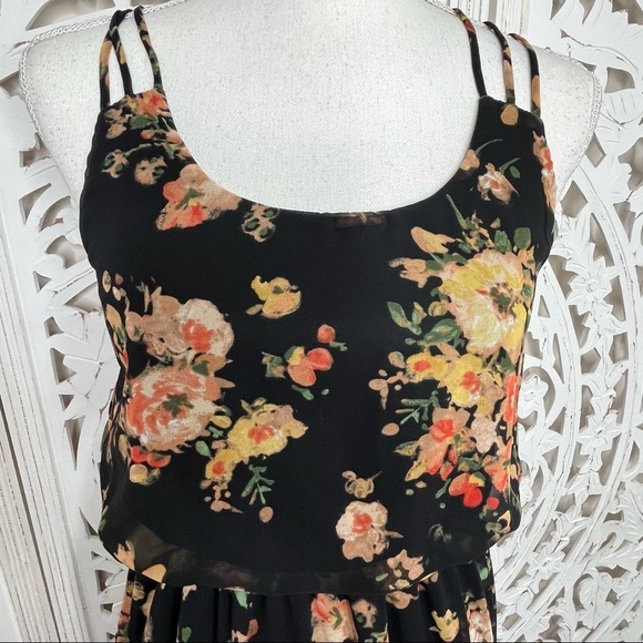 Sweet Rain Black Floral Maxi Dress - Picture 3 of 7